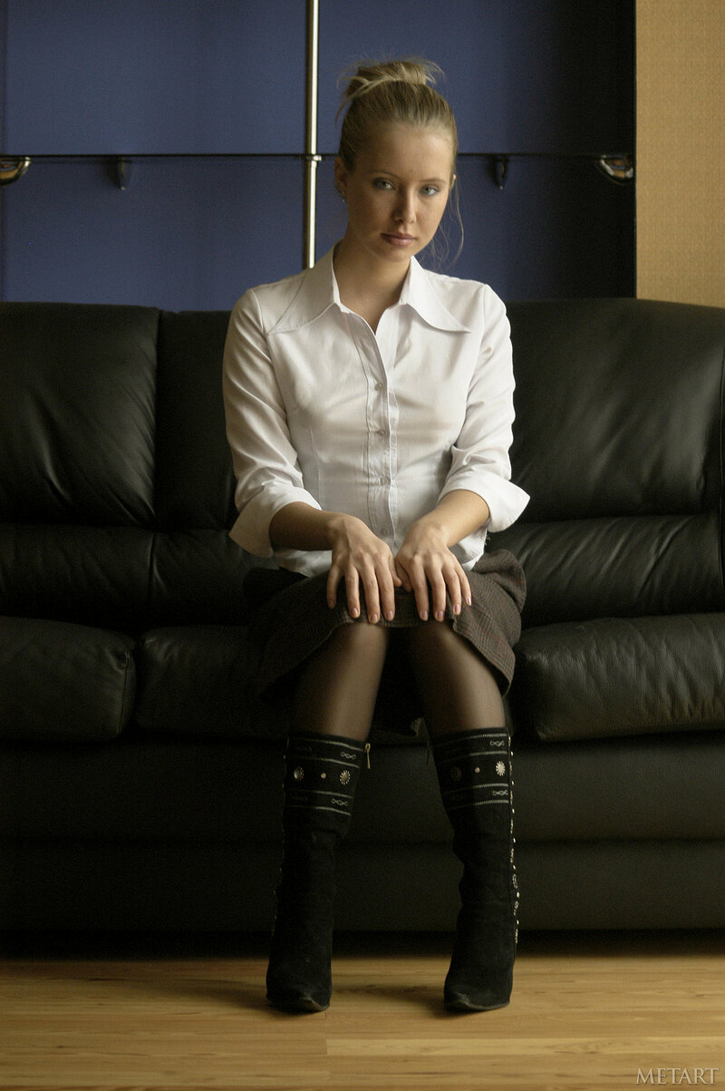 Лена, 19